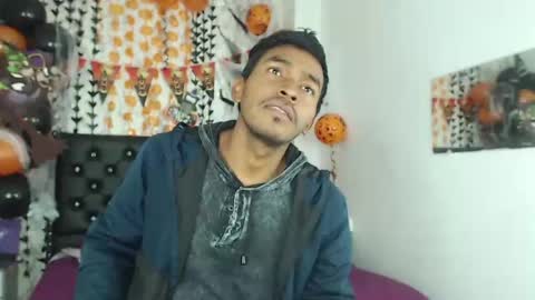 adam_morgan2 online show from October 19, 5:19 am