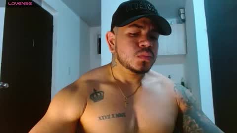 adam shilder7 online show from February 4, 11:20 pm