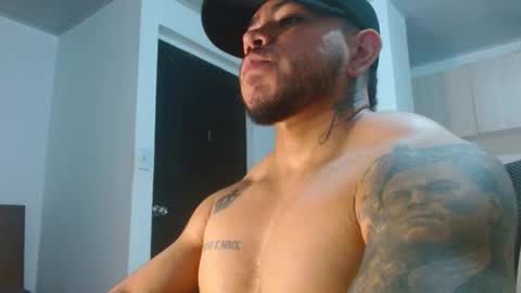 adam shilder7 online show from March 14, 1:01 am