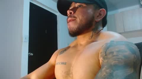 adam shilder7 online show from April 29, 2:59 am