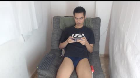 Snapshot of adam_sinclair chatting on December 20, 6:04 pm adam_sinclair online show from December 20, 6:04 pm