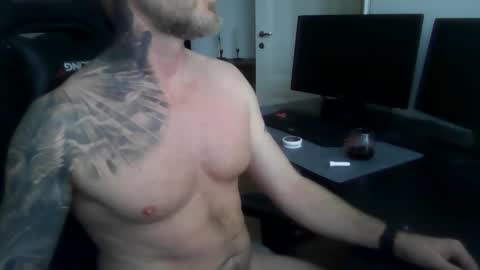 Snapshot of adam_sweden85 chatting on October 16, 2:29 pm Adam online show from October 16, 2:29 pm