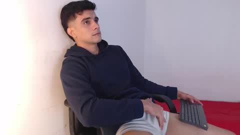 Hello guys excuse my absence I will be absent for several days for health reasons I hope you understand thank you very much. online show from October 25, 7:27 am