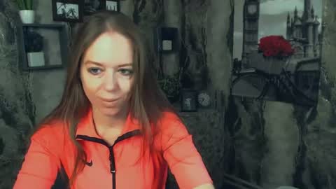 adamais_ online show from August 2, 4:00 am