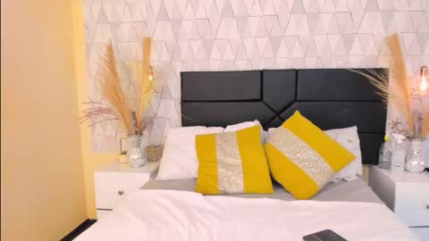 Snapshot of adamandsara chatting on March 1, 8:22 pm adam and Sara online show from March 1, 8:22 pm