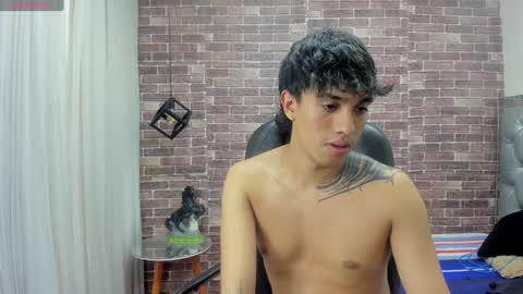 Adam online show from December 22, 3:11 pm