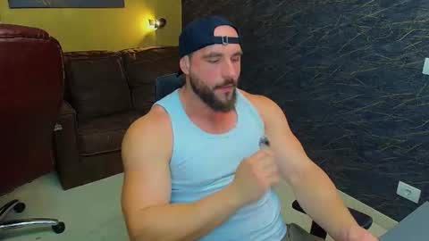 Snapshot of adamjameson chatting on June 20, 4:48 am AdamJameson online show from June 20, 4:48 am