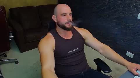 Snapshot of adamjameson chatting on June 26, 5:34 am AdamJameson online show from June 26, 5:34 am