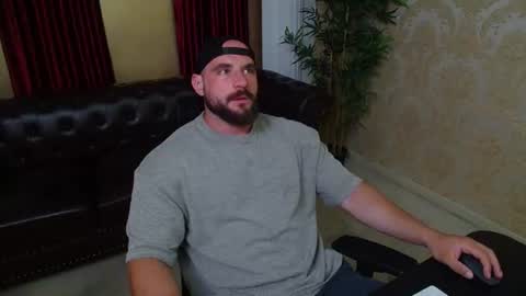 Snapshot of adamjameson chatting on July 14, 5:12 am AdamJameson online show from July 14, 5:12 am