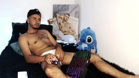 Snapshot of adamparker_ chatting on March 31, 4:02 am adamparker_ online show from March 31, 4:02 am