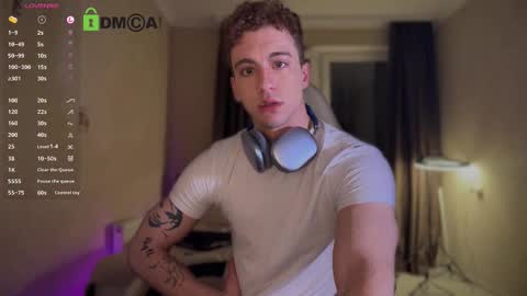 Hi Im Adam Glad to see u here 3 And its my first day online show from October 11, 8:18 pm