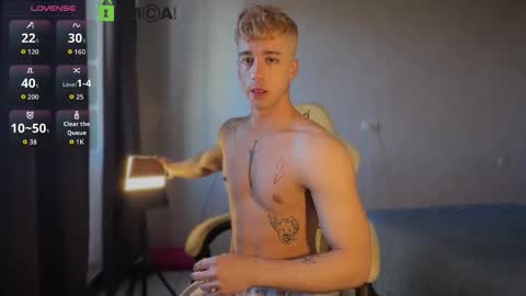 Snapshot of adampolerno chatting on March 29, 8:58 am Hi Im Adam Glad to see u here 3 And its my first day online show from March 29, 8:58 am