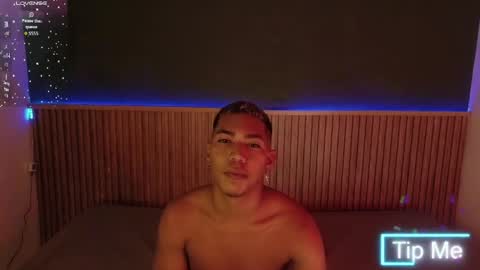 ADAMS Y NIKI online show from March 25, 12:22 pm