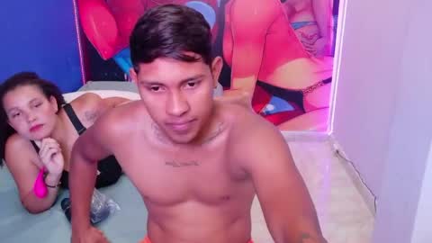 Snapshot of adams_niki chatting on April 19, 7:16 pm ADAMS Y NIKI online show from April 19, 7:16 pm