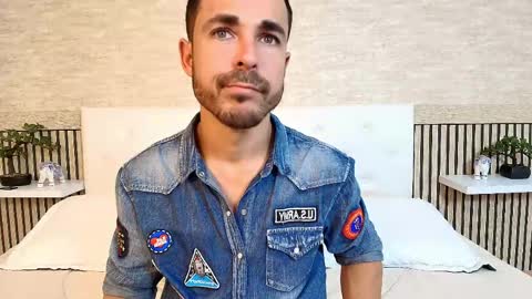 Snapshot of adams_sanz chatting on March 20, 7:19 pm Im Adams Sanz online show from March 20, 7:19 pm