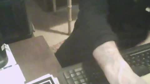 Snapshot of adamsny chatting on December 3, 2:30 am adamsny online show from December 3, 2:30 am