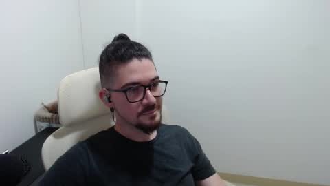 Adam online show from February 9, 7:07 pm