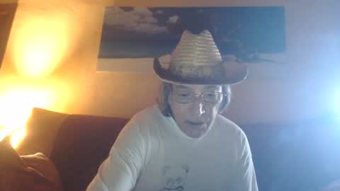 Snapshot of adan51 chatting on July 2, 5:02 am Adan online show from July 2, 5:02 am