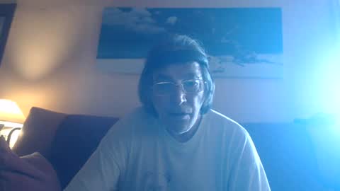 Snapshot of adan51 chatting on July 5, 6:42 am Adan online show from July 5, 6:42 am