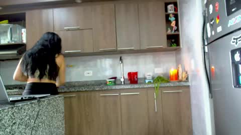 Snapshot of adan_eva960 chatting on February 15, 9:15 pm eva online show from February 15, 9:15 pm