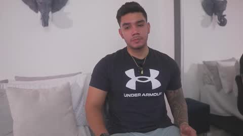 Adan Johns online show from September 18, 8:22 pm