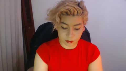 Snapshot of adan_romanoff chatting on January 13, 8:30 am adan_romanoff online show from January 13, 8:30 am