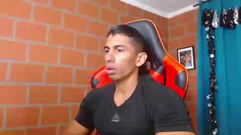 Adan Sin online show from December 6, 3:00 pm