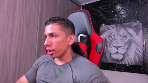 Adan Sin online show from November 15, 4:03 pm