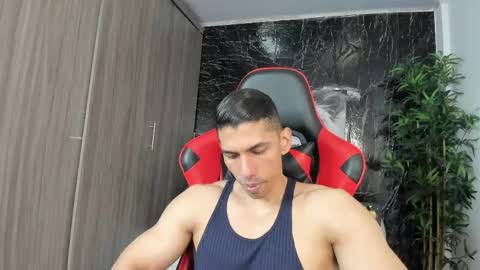 Adan Sin online show from May 30, 4:15 pm