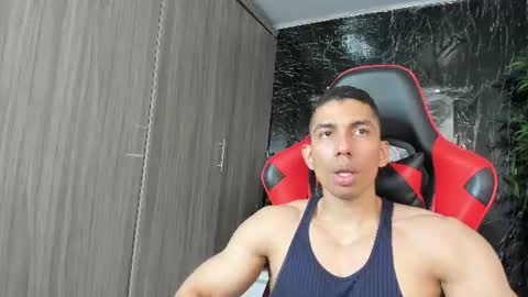 Adan Sin online show from July 24, 4:27 pm