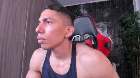 Adan Sin online show from July 25, 3:42 pm