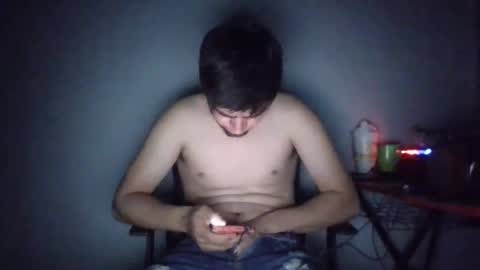 adanflores28 online show from December 21, 7:15 am