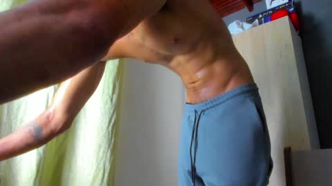 Snapshot of adanxbaby chatting on April 2, 9:01 pm online show from April 2, 9:01 pm