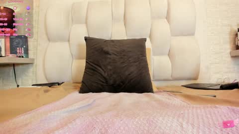 Snapshot of adaporter chatting on January 17, 5:53 am Ada Porter  online show from January 17, 5:53 am