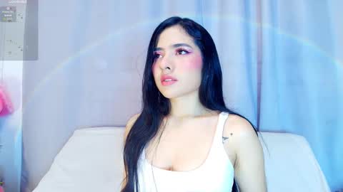  Adara Johnson  online show from October 31, 11:44 am