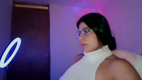 Adara online show from February 16, 7:43 pm