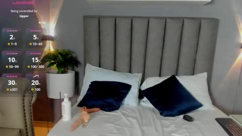 Snapshot of adarna13_ chatting on September 30, 7:41 pm A D A R N A online show from September 30, 7:41 pm