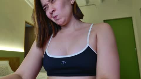 Snapshot of adarussell chatting on April 29, 8:48 pm Adda online show from April 29, 8:48 pm