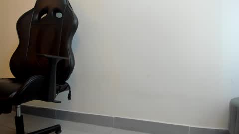 Snapshot of adbel_sady chatting on December 13, 11:13 am adbel sady online show from December 13, 11:13 am