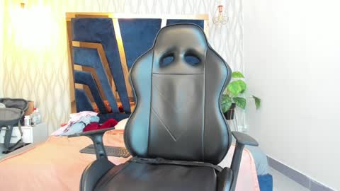 Snapshot of adbel_sady chatting on December 31, 2:25 pm adbel sady online show from December 31, 2:25 pm