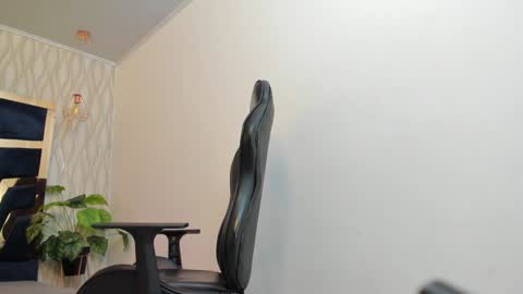 Snapshot of adbel_sady chatting on January 7, 11:16 am adbel sady online show from January 7, 11:16 am