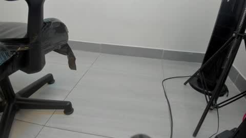 Snapshot of adbel_sady chatting on February 5, 11:23 am adbel sady online show from February 5, 11:23 am