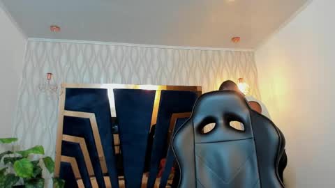 Snapshot of adbel_sady chatting on February 19, 11:28 am adbel sady online show from February 19, 11:28 am