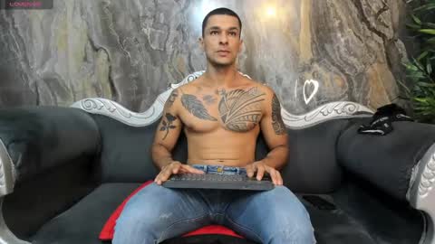 Snapshot of adbel_sady chatting on March 2, 2:21 pm adbel sady online show from March 2, 2:21 pm