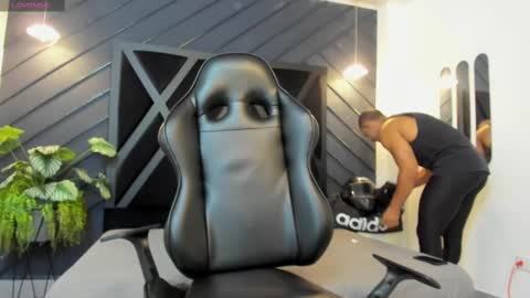 Snapshot of adbel_sady chatting on March 11, 11:23 am adbel sady online show from March 11, 11:23 am