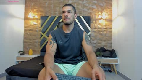 Snapshot of adbel_sady chatting on November 17, 11:16 am adbel sady online show from November 17, 11:16 am