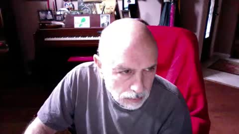 Snapshot of add_me_2 chatting on December 5, 6:59 pm add_me_2 online show from December 5, 6:59 pm