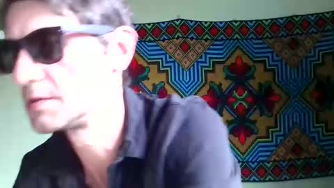 Snapshot of addonisse chatting on December 20, 8:54 am addonisse online show from December 20, 8:54 am