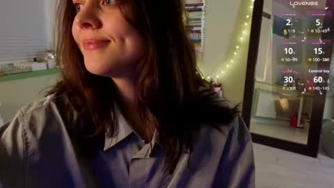 Snapshot of addy_moon chatting on March 19, 7:51 pm Addy online show from March 19, 7:51 pm