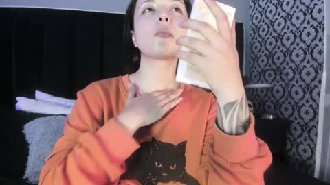 Ade  online show from March 7, 8:17 pm